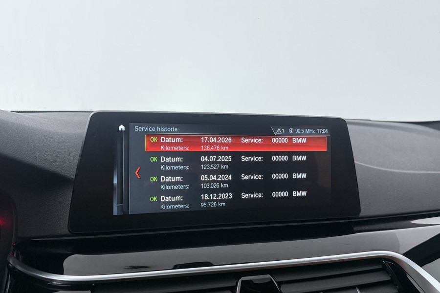 BMW 5 Serie Touring 520i Corporate Lease High Executive (PANORAMADAK, STOELVERWARMING, ELEKTR STOELEN, CAMERA)