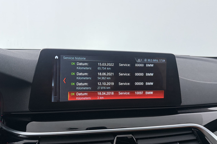 BMW 5 Serie Touring 520i Corporate Lease High Executive (PANORAMADAK, STOELVERWARMING, ELEKTR STOELEN, CAMERA)