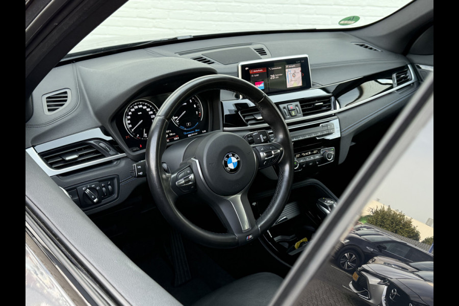 BMW X1 xDrive25e M-Sport High Executive | Leder | Camera | LED | DAB+ | 18 inch