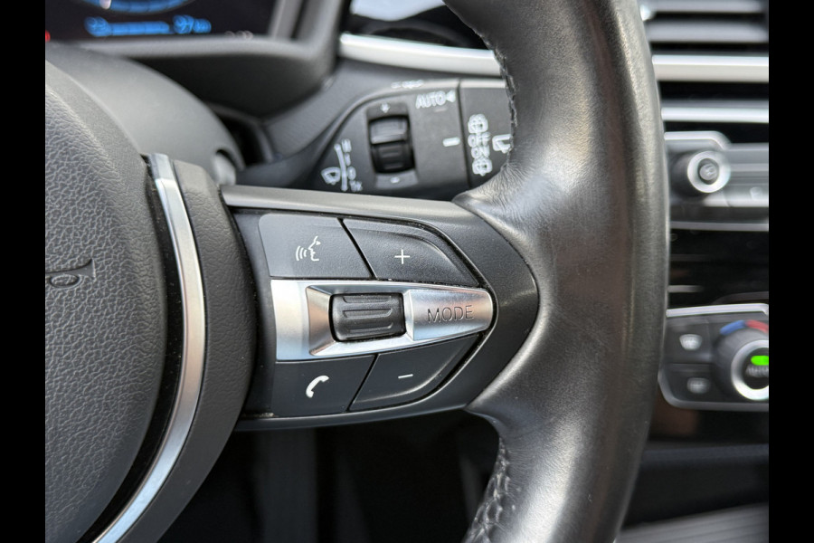 BMW X1 xDrive25e M-Sport High Executive | Leder | Camera | LED | DAB+ | 18 inch