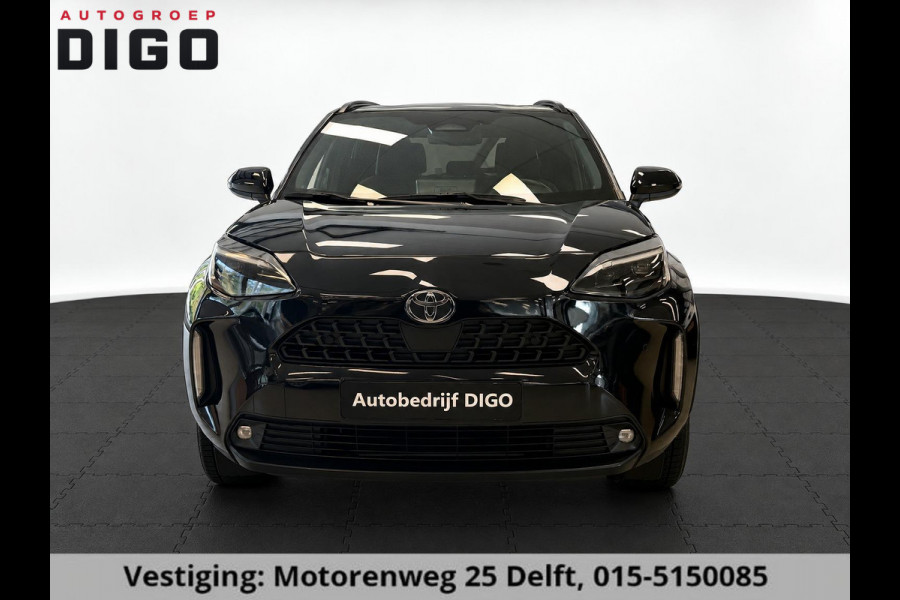 Toyota Yaris Cross 1.5 HYBRID DYNAMIC LUXURY BLACKSTYLE GARANTIE2035! NAVIGATIE . STUUR EN STOEL VERWARMING . PARKEERSENSOREN VOOR & ACHTER  .