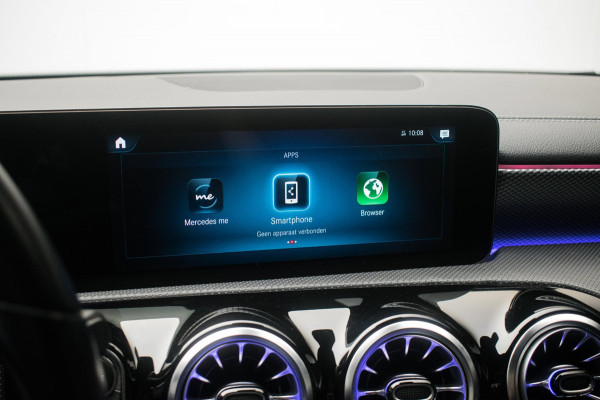 Mercedes-Benz CLA-Klasse 180 Business Solution Luxury NL-auto [ Panoramadak Sfeerverlichting Memory Carplay Camera Leder ]