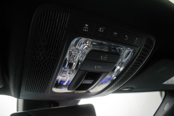 Mercedes-Benz CLA-Klasse 180 Business Solution Luxury NL-auto [ Panoramadak Sfeerverlichting Memory Carplay Camera Leder ]
