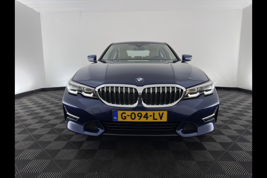 BMW 3-serie 320d High Executive Edition *LEATHER | FULL-LED | HEATED-COMFORTSEATS | DIGI-COCKPIT | NAVI-FULLMAP | AMBIENT-LIGHT | ECC | PDC | CRUISE | 17''ALU*