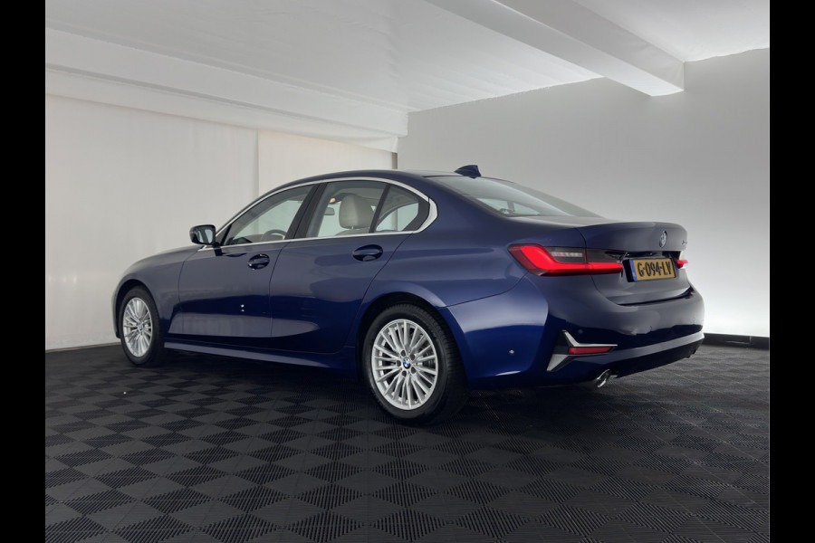 BMW 3-serie 320d High Executive Edition *LEATHER | FULL-LED | HEATED-COMFORTSEATS | DIGI-COCKPIT | NAVI-FULLMAP | AMBIENT-LIGHT | ECC | PDC | CRUISE | 17''ALU*