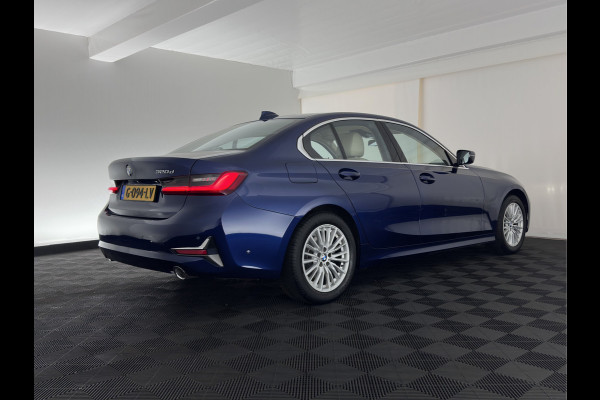 BMW 3-serie 320d High Executive Edition *LEATHER | FULL-LED | HEATED-COMFORTSEATS | DIGI-COCKPIT | NAVI-FULLMAP | AMBIENT-LIGHT | ECC | PDC | CRUISE | 17''ALU*