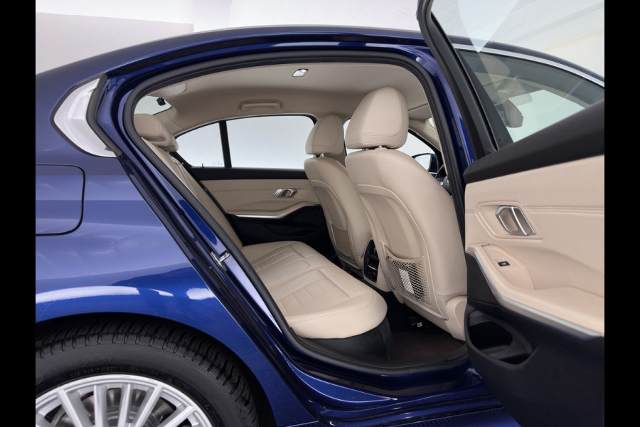 BMW 3-serie 320d High Executive Edition *LEATHER | FULL-LED | HEATED-COMFORTSEATS | DIGI-COCKPIT | NAVI-FULLMAP | AMBIENT-LIGHT | ECC | PDC | CRUISE | 17''ALU*