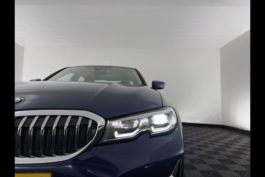 BMW 3-serie 320d High Executive Edition *LEATHER | FULL-LED | HEATED-COMFORTSEATS | DIGI-COCKPIT | NAVI-FULLMAP | AMBIENT-LIGHT | ECC | PDC | CRUISE | 17''ALU*