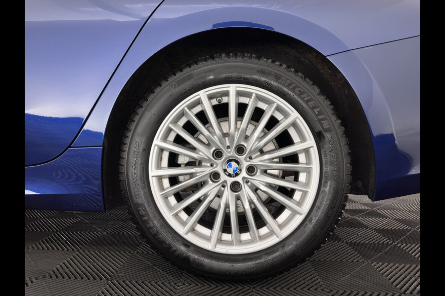BMW 3-serie 320d High Executive Edition *LEATHER | FULL-LED | HEATED-COMFORTSEATS | DIGI-COCKPIT | NAVI-FULLMAP | AMBIENT-LIGHT | ECC | PDC | CRUISE | 17''ALU*