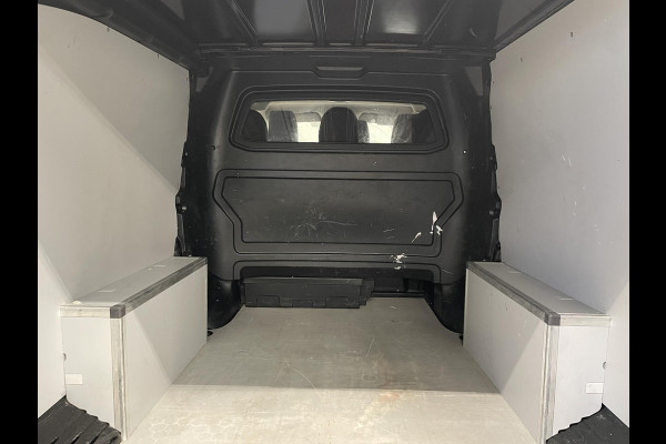 Peugeot Expert 2.0 BlueHDI 180pk Automaat Dubbele Cabine Navigatie Airco Climate Control Parkeer sensoren Trekhaak