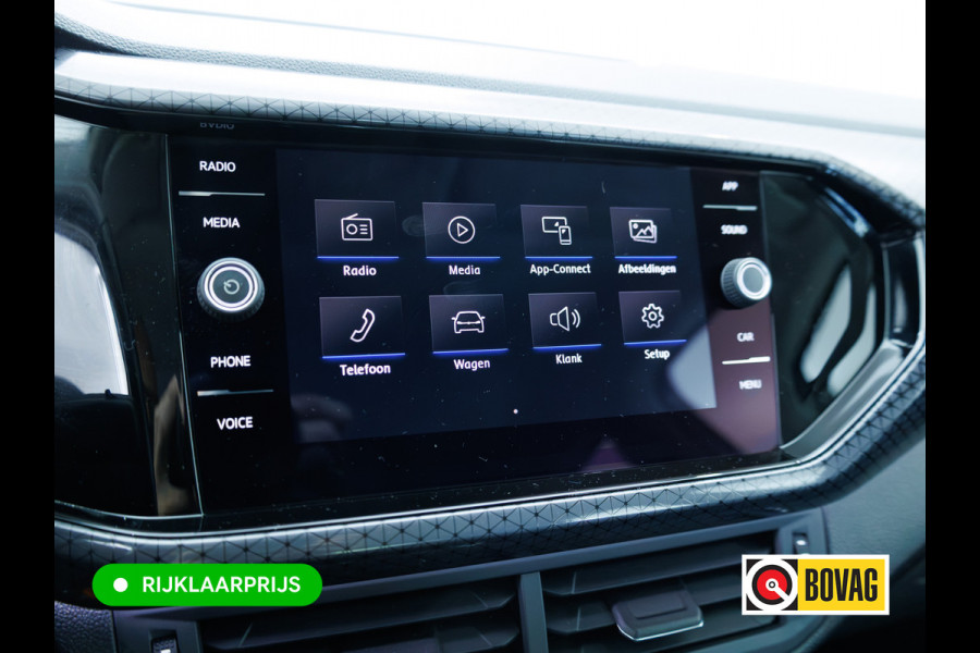 Volkswagen T-Cross 1.0 TSI Style 116 PK | Led | Adaptieve Cruise | Stoelverwarming | Climate control | Camera | Apple carplay/Android auto | Inclusief winterset op LMV, Rijklaarprijs