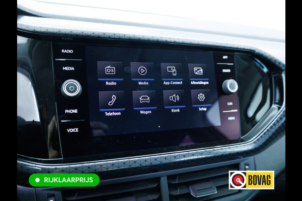 Volkswagen T-Cross 1.0 TSI Style 116 PK | Led | Adaptieve Cruise | Stoelverwarming | Climate control | Camera | Apple carplay/Android auto | Inclusief winterset op LMV, Rijklaarprijs