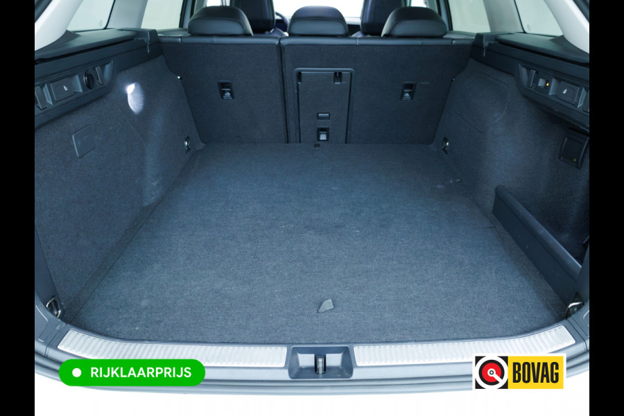 Volkswagen Passat Variant 1.5 eHybrid Business Comfort Elec. Trekhaak| Led | Ergo Active Stoelen met geheugen | Stoelverw. | Adap onderstel | Adap Stuurverw, Navigaie, App. connect, Sfeerverlichting Rijklaarprijs!