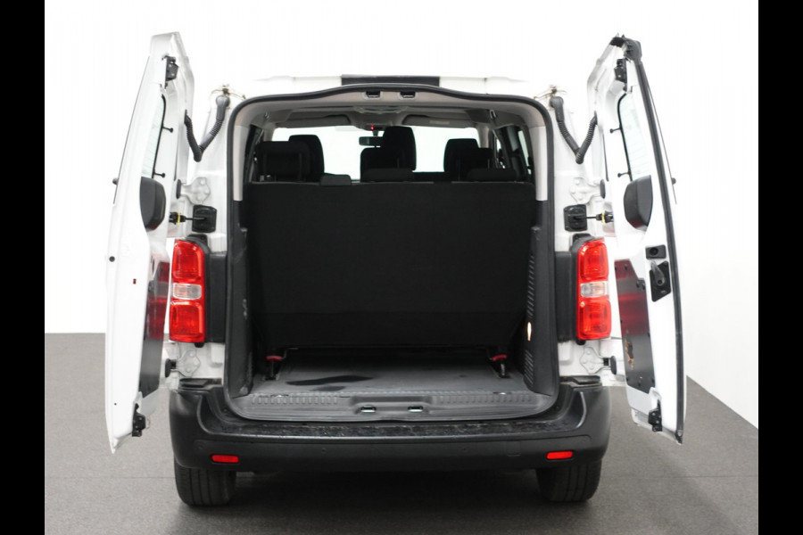 Opel Vivaro Combi 1.5 CDTI L2H1 9persoons PERSONENBUS Prijs incl. BTW/BPM Cruise Control  Parkeersensoren Achter  Bluetooth Airco Voor en Achter  Schuifdeur Rechts en Links