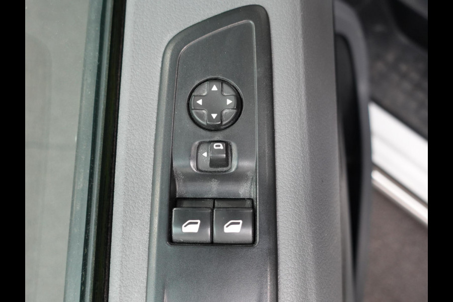 Opel Vivaro Combi 1.5 CDTI L2H1 9persoons PERSONENBUS Prijs incl. BTW/BPM Cruise Control  Parkeersensoren Achter  Bluetooth Airco Voor en Achter  Schuifdeur Rechts en Links