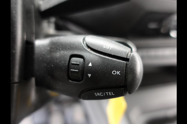 Opel Vivaro Combi 1.5 CDTI L2H1 9persoons PERSONENBUS Prijs incl. BTW/BPM Cruise Control  Parkeersensoren Achter  Bluetooth Airco Voor en Achter  Schuifdeur Rechts en Links