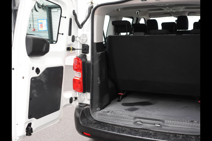 Opel Vivaro Combi 1.5 CDTI L2H1 9persoons PERSONENBUS Prijs incl. BTW/BPM Cruise Control  Parkeersensoren Achter  Bluetooth Airco Voor en Achter  Schuifdeur Rechts en Links