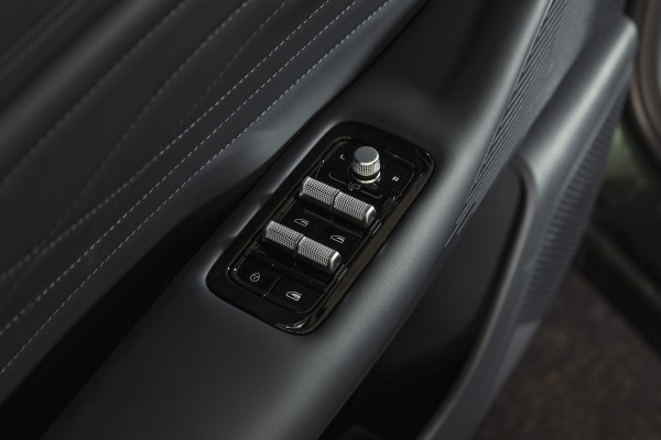 GEELY Starray EM-i 1.5 Pro PHEV | 83km Elektrisch | 360° Camera | Stoel-+Stuurverwarming | Adaptive Cruise | Leer | NAV+Carplay | 18" | 7471