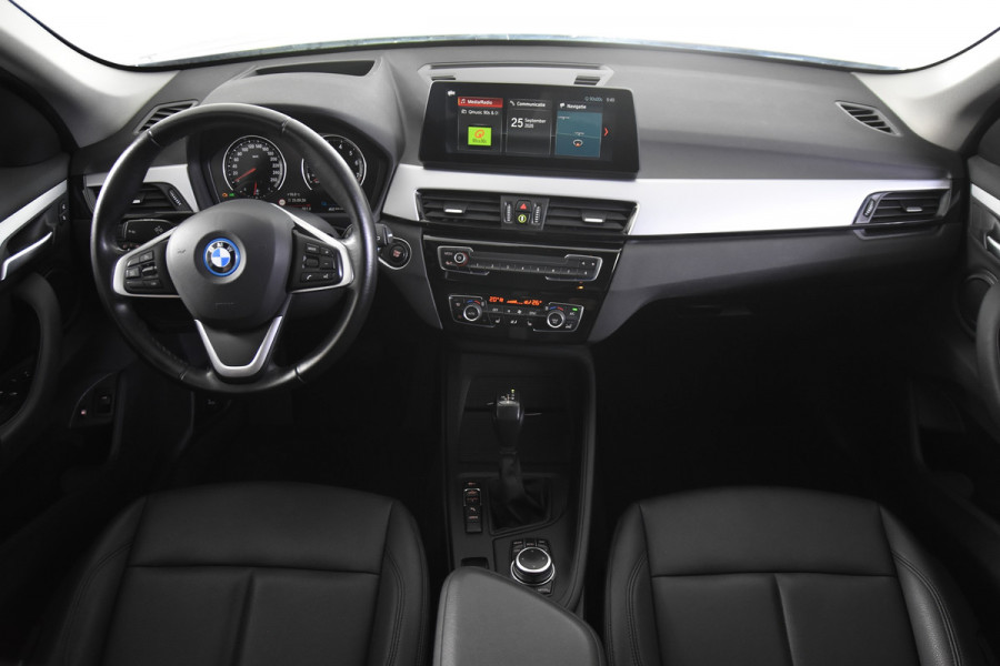 BMW X1 xDrive25e *1ste Eigenaar*Leer*Navigatie*Trekhaak*