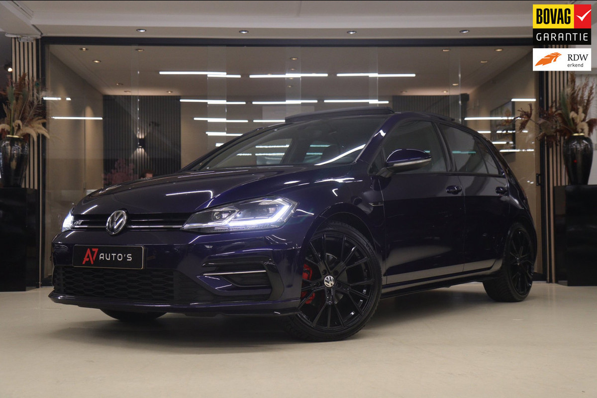 Volkswagen Golf 1.5 TSI Highline Business R Pano/Carplay/Cam/Navi/Vol