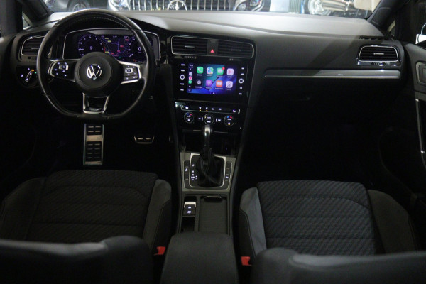 Volkswagen Golf 1.5 TSI Highline Business R Pano/Carplay/Cam/Navi/Vol