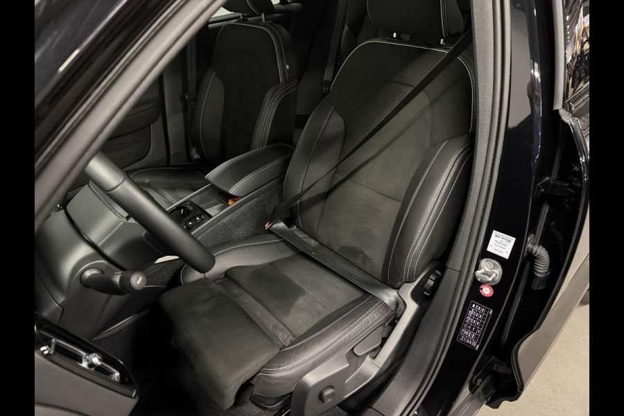 Volvo XC40 1.5 T5 Recharge R-Design Open dak | Stuur-/stoelverwarming | Harman/Kardon | Cruise-/climate control | Achteruitrij camera | Carplay