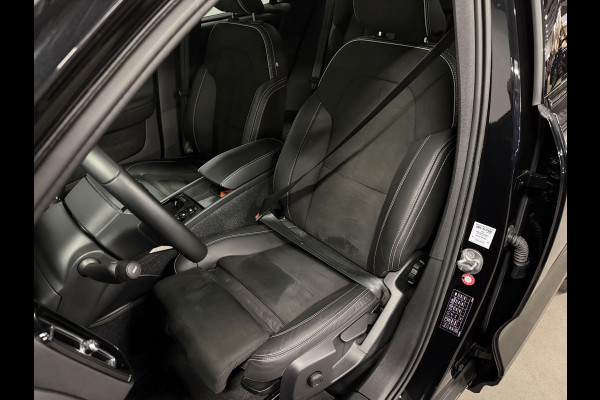Volvo XC40 1.5 T5 Recharge R-Design Open dak | Stuur-/stoelverwarming | Harman/Kardon | Cruise-/climate control | Achteruitrij camera | Carplay