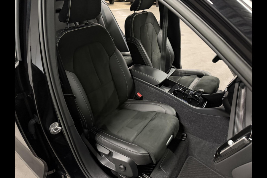 Volvo XC40 1.5 T5 Recharge R-Design Open dak | Stuur-/stoelverwarming | Harman/Kardon | Cruise-/climate control | Achteruitrij camera | Carplay