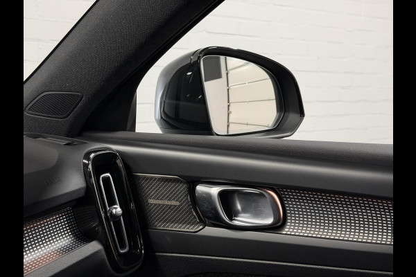 Volvo XC40 1.5 T5 Recharge R-Design Open dak | Stuur-/stoelverwarming | Harman/Kardon | Cruise-/climate control | Achteruitrij camera | Carplay