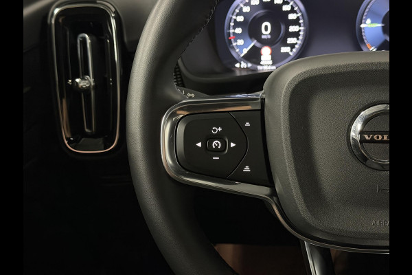 Volvo XC40 1.5 T5 Recharge R-Design Open dak | Stuur-/stoelverwarming | Harman/Kardon | Cruise-/climate control | Achteruitrij camera | Carplay