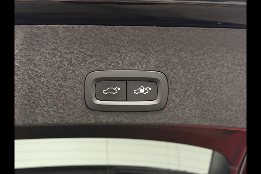 Volvo XC40 1.5 T5 Recharge R-Design Open dak | Stuur-/stoelverwarming | Harman/Kardon | Cruise-/climate control | Achteruitrij camera | Carplay