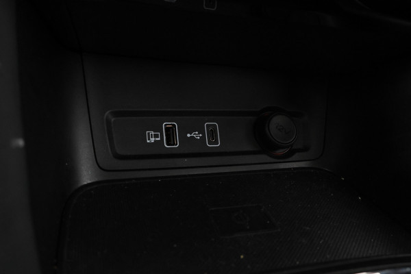 MG Mg zs ev EV Long Range Luxury 70 kWh Panorama, 360 camera, Apple carplay!