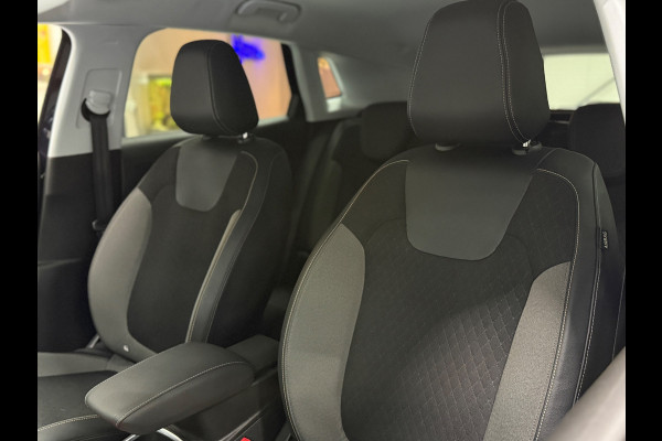 Opel Grandland X 1.2 Turbo Business Executive Aut.|Trekhaak|NAP| Navi | Camera | Blindspot | Stuur- & Stoelverwarming|Cruise