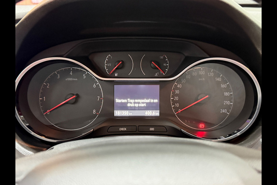 Opel Grandland X 1.2 Turbo Business Executive Aut.|Trekhaak|NAP| Navi | Camera | Blindspot | Stuur- & Stoelverwarming|Cruise