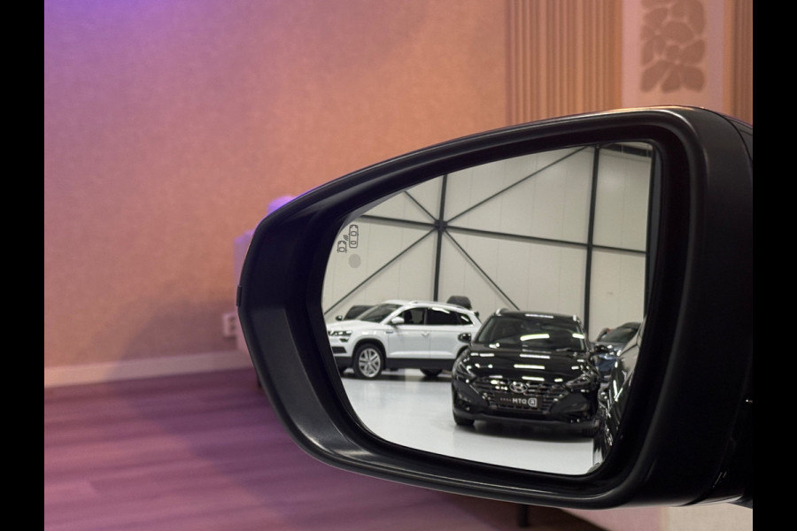 Opel Grandland X 1.2 Turbo Business Executive Aut.|Trekhaak|NAP| Navi | Camera | Blindspot | Stuur- & Stoelverwarming|Cruise