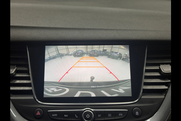 Opel Grandland X 1.2 Turbo Business Executive Aut.|Trekhaak|NAP| Navi | Camera | Blindspot | Stuur- & Stoelverwarming|Cruise