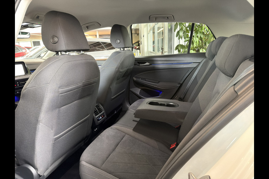 Volkswagen Golf 204PK 1.4TSI HYBRID DSG STYLE NAVI/CARPLAY/STOELVERWARMING