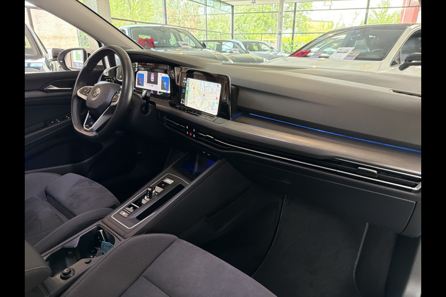 Volkswagen Golf 204PK 1.4TSI HYBRID DSG STYLE NAVI/CARPLAY/STOELVERWARMING
