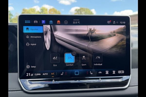 Volkswagen Tiguan 1.5 TSI 204PK DSG HYBRID LIFE ENERGY 360°CAMERA/KEYLESS/TREKHAAK 5 jaar fabrieks garantie