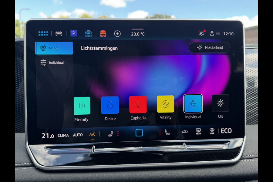 Volkswagen Tiguan 1.5 TSI 204PK DSG HYBRID LIFE ENERGY 360°CAMERA/KEYLESS/TREKHAAK 5 jaar fabrieks garantie