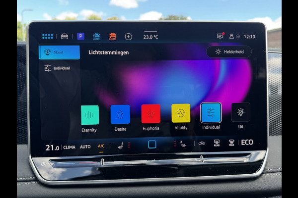 Volkswagen Tiguan 1.5 TSI 204PK DSG HYBRID LIFE ENERGY 360°CAMERA/KEYLESS/TREKHAAK 5 jaar fabrieks garantie