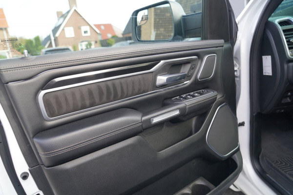 Dodge Ram 1500 5.7 V8 4x4 Crew Cab Longhorn Laramie | Stoelkoeling/verwarming | Panorama | Luchtvering | 360cam | Treeplank | LPG