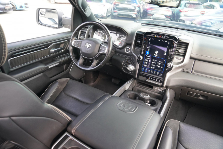 Dodge Ram 1500 5.7 V8 4x4 Crew Cab Longhorn Laramie | Stoelkoeling/verwarming | Panorama | Luchtvering | 360cam | Treeplank | LPG