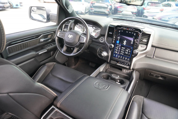 Dodge Ram 1500 5.7 V8 4x4 Crew Cab Longhorn Laramie | Stoelkoeling/verwarming | Panorama | Luchtvering | 360cam | Treeplank | LPG