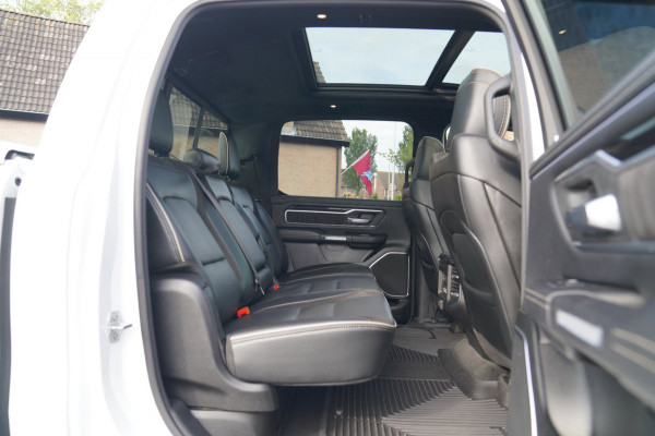 Dodge Ram 1500 5.7 V8 4x4 Crew Cab Longhorn Laramie | Stoelkoeling/verwarming | Panorama | Luchtvering | 360cam | Treeplank | LPG