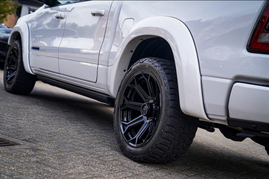 Dodge Ram 1500 5.7 V8 4x4 Crew Cab Longhorn Laramie | Stoelkoeling/verwarming | Panorama | Luchtvering | 360cam | Treeplank | LPG