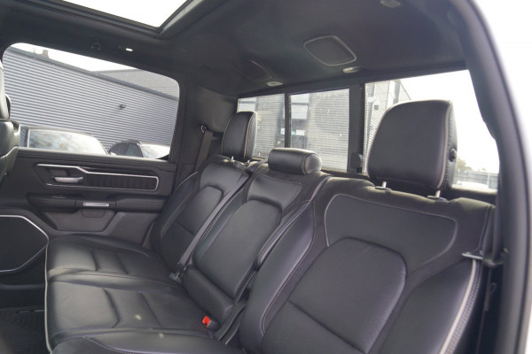 Dodge Ram 1500 5.7 V8 4x4 Crew Cab Longhorn Laramie | Stoelkoeling/verwarming | Panorama | Luchtvering | 360cam | Treeplank | LPG