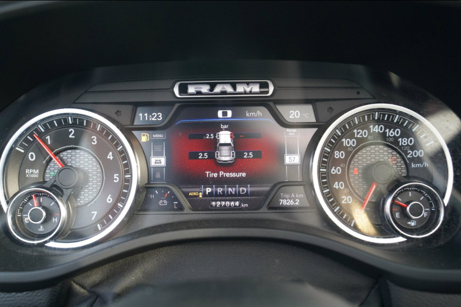 Dodge Ram 1500 5.7 V8 4x4 Crew Cab Longhorn Laramie | Stoelkoeling/verwarming | Panorama | Luchtvering | 360cam | Treeplank | LPG