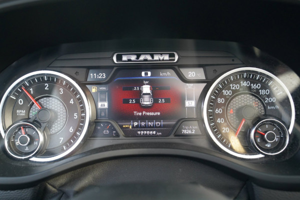 Dodge Ram 1500 5.7 V8 4x4 Crew Cab Longhorn Laramie | Stoelkoeling/verwarming | Panorama | Luchtvering | 360cam | Treeplank | LPG