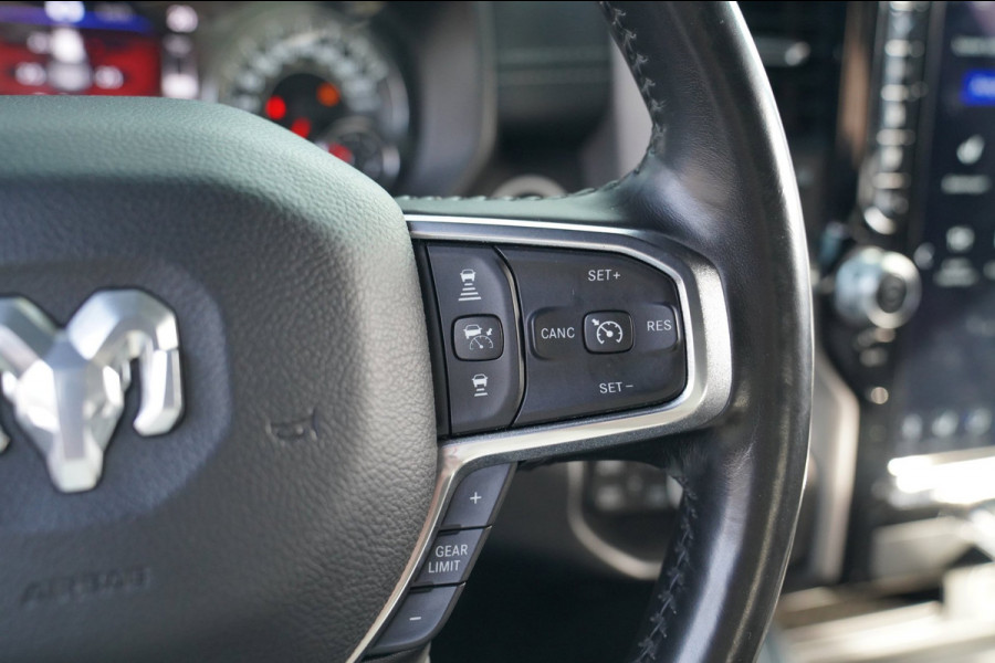 Dodge Ram 1500 5.7 V8 4x4 Crew Cab Longhorn Laramie | Stoelkoeling/verwarming | Panorama | Luchtvering | 360cam | Treeplank | LPG